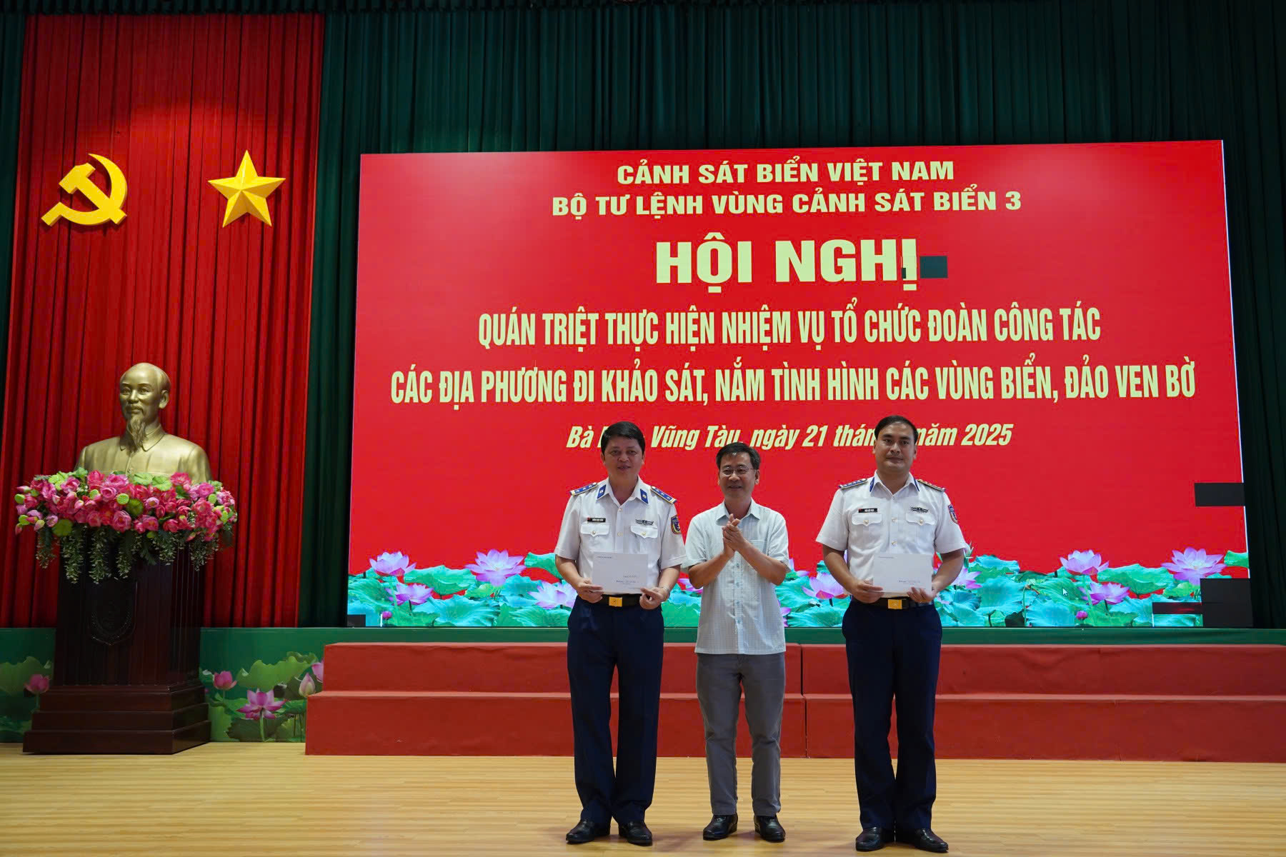 KHÁNH HÒA THAM GIA ĐOÀN CÔNG TÁC KHẢO SÁT NẮM TÌNH HÌNH CÁC VÙNG BIỂN, ĐẢO VEN BỜ NĂM 2025 TỪ BÀ RỊA - VŨNG TÀU ĐẾN BÌNH ĐỊNH 